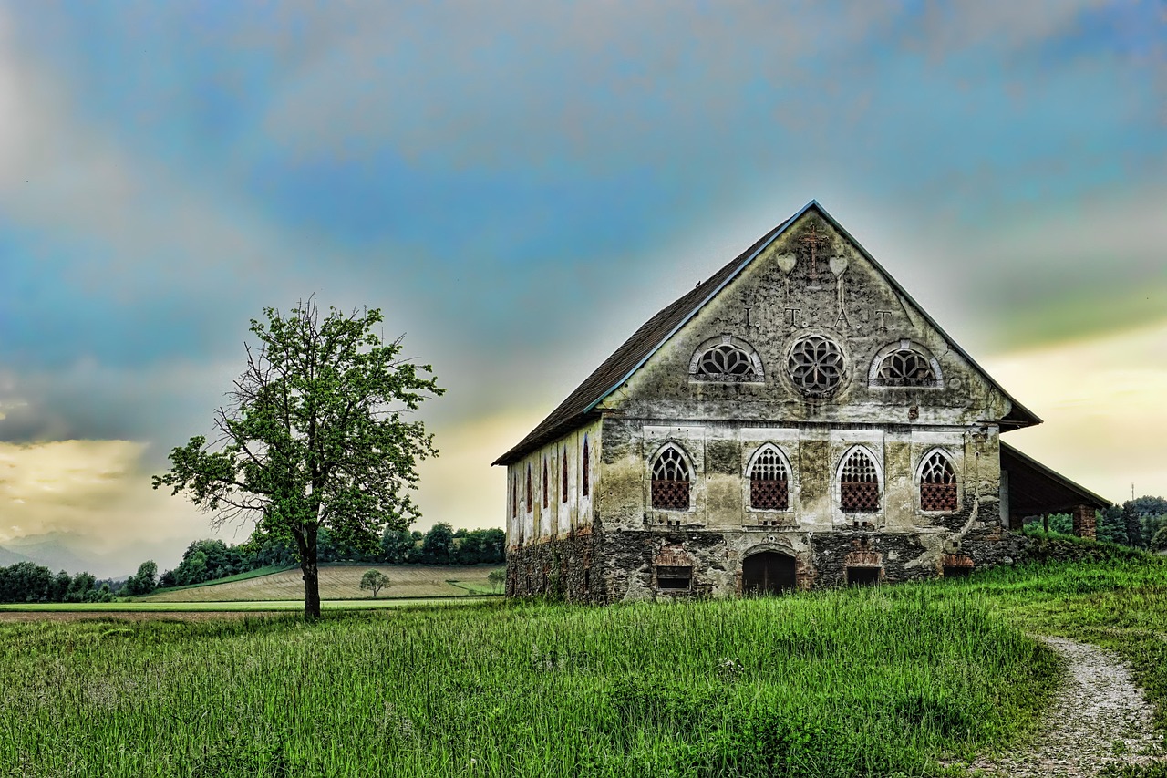 house-3386450_1280.jpg